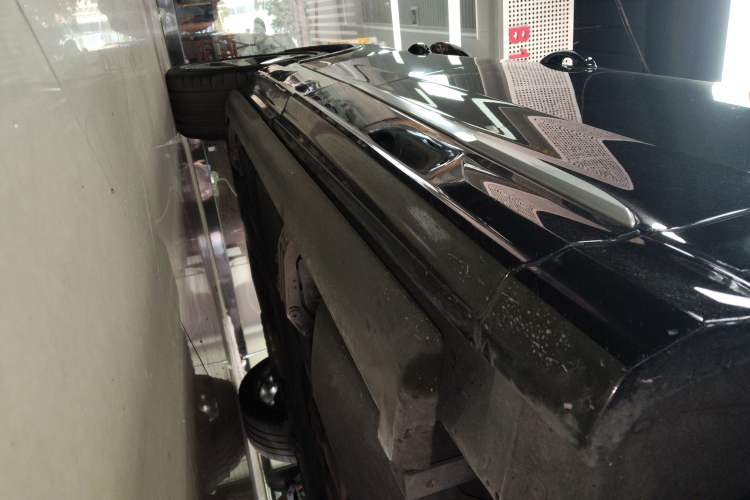 Used Audi Q7 2021 55 TFSI quattro S line Prestige Edition Right Side Sill