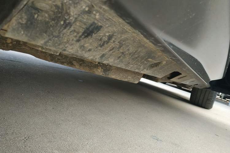 Used Audi Q7 2021 55 TFSI quattro S line Sport model Right Side Sill