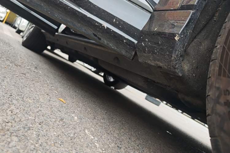 Used Audi Q7 2021 55 TFSI quattro S line Sport model Right Side Sill