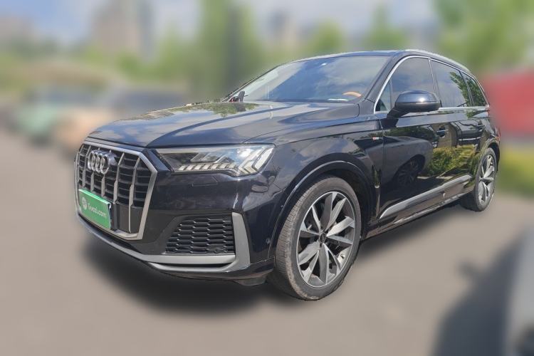 Used Audi Q7 2021 55 TFSI quattro S line Sport model Guazi used car, China used car export, Used car for sale, Used cars, Cheapest cars for sale
