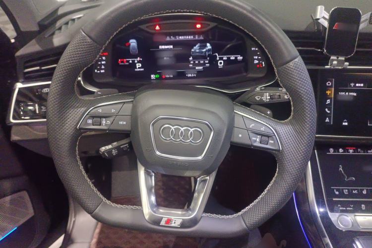 Used Audi Q7 2021 55 TFSI quattro S line Sport model Steering Wheel