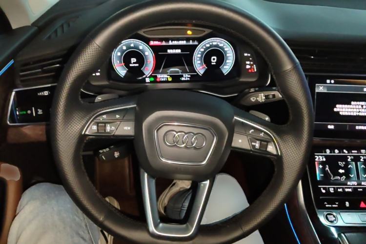 Used Audi Q7 2021 55 TFSI quattro S line Sport model Steering Wheel