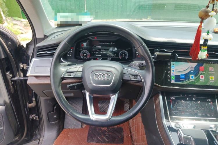 Used Audi Q7 2021 45 TFSI quattro S line Luxury Edition Steering Wheel