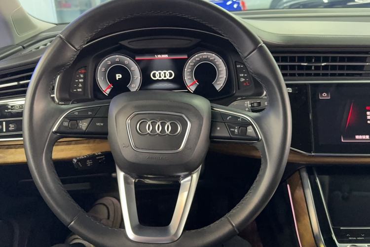 Used Audi Q7 2021 55 TFSI quattro S line Prestige Edition Steering Wheel