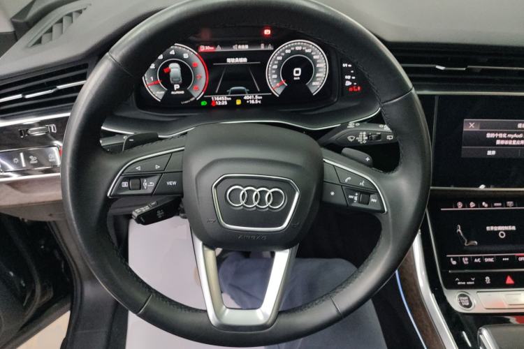 Used Audi Q7 2021 55 TFSI quattro S line Sport model Steering Wheel