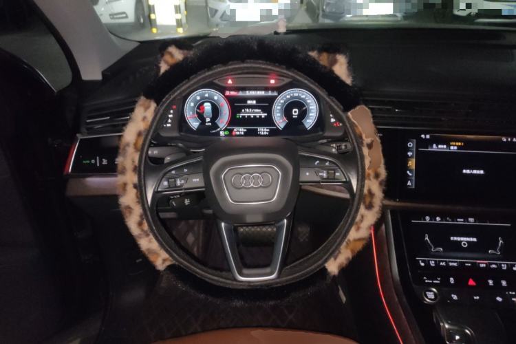Used Audi Q7 2021 55 TFSI quattro S line Sport model Steering Wheel