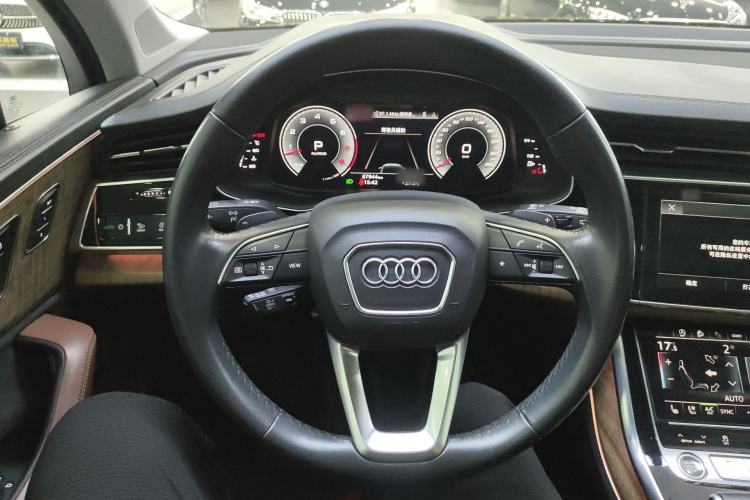 Used Audi Q7 2021 55 TFSI quattro S line Prestige Edition Steering Wheel