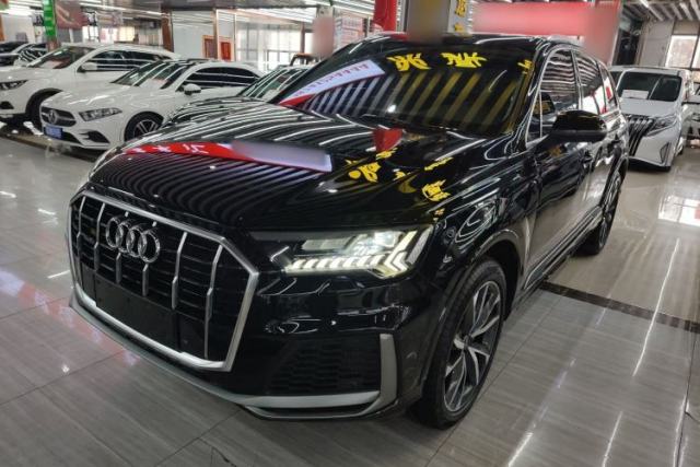 Used Audi Q7 2021 55 TFSI quattro S line Sport model