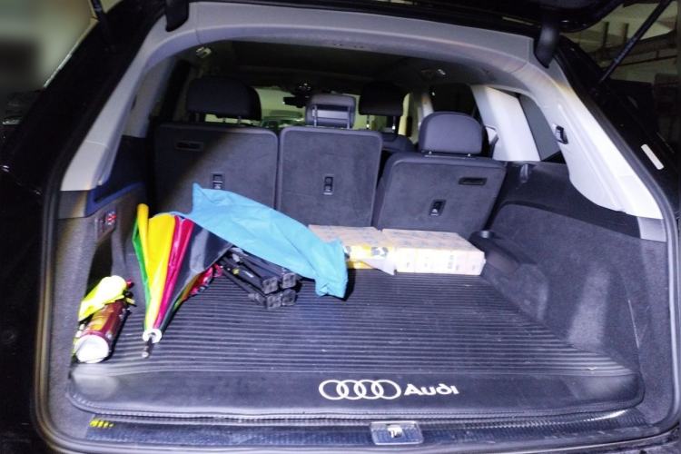 Used Audi Q7 2021 55 TFSI quattro S line Sport model Trunk