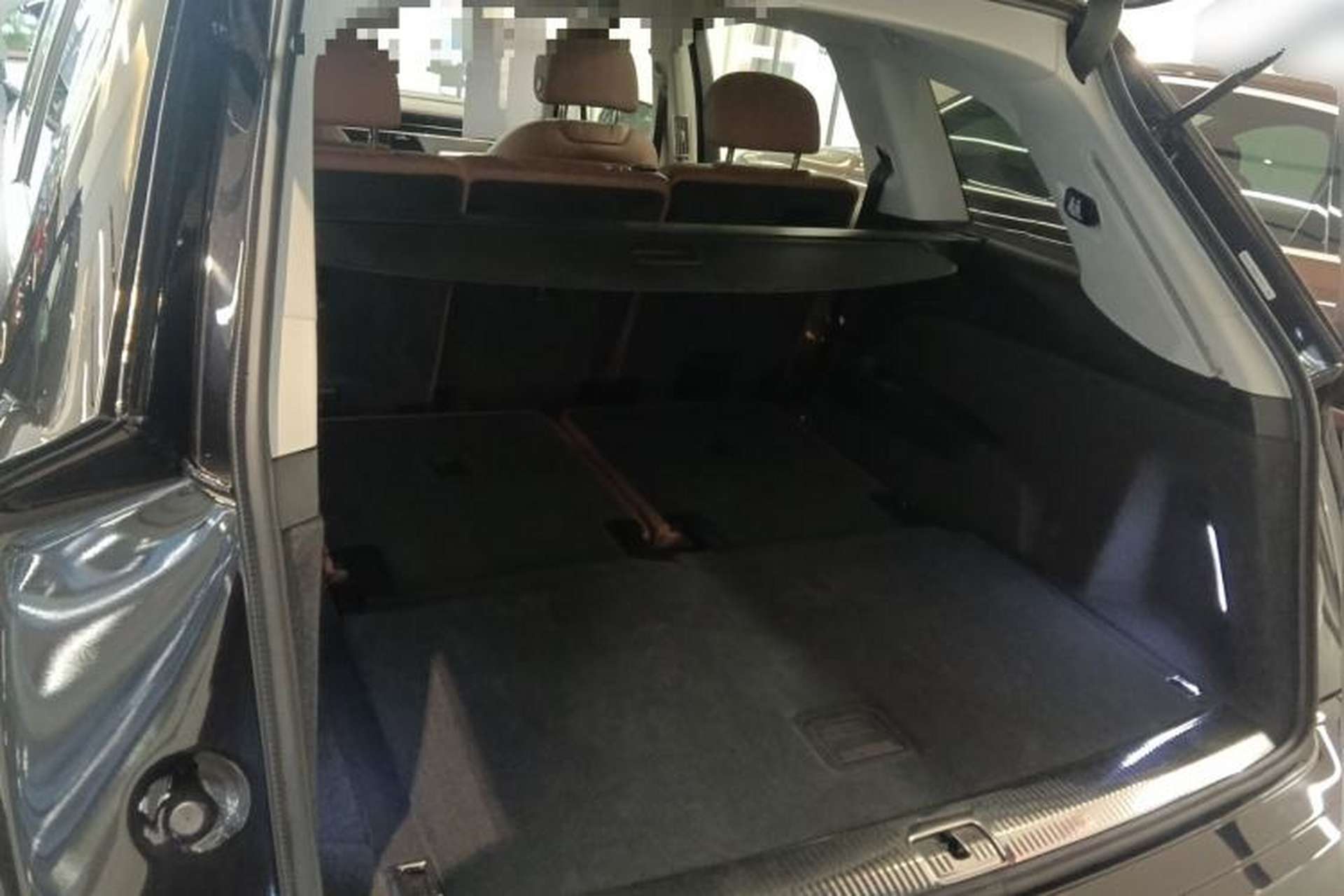 Used Audi Q7 2021 55 TFSI quattro S line Sport model Trunk