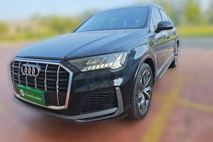 Used Audi Q7 2021 55 TFSI quattro S line Sport model Guazi used car, China used car export, Used car for sale, Used Audi cars, Cheapest cars for sale