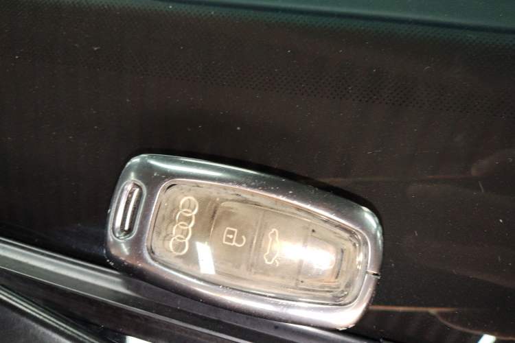 Used Audi Q7 2021 55 TFSI quattro S line Prestige Edition Vehicle Key