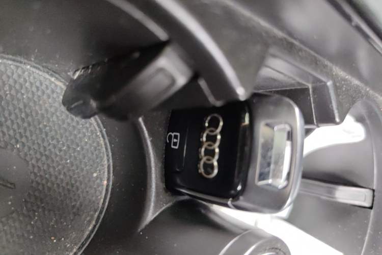 Used Audi Q7 2021 55 TFSI quattro S line Prestige Edition Vehicle Key