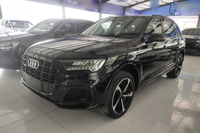 Used Audi Q7 2021 55 TFSI quattro S line Sport model