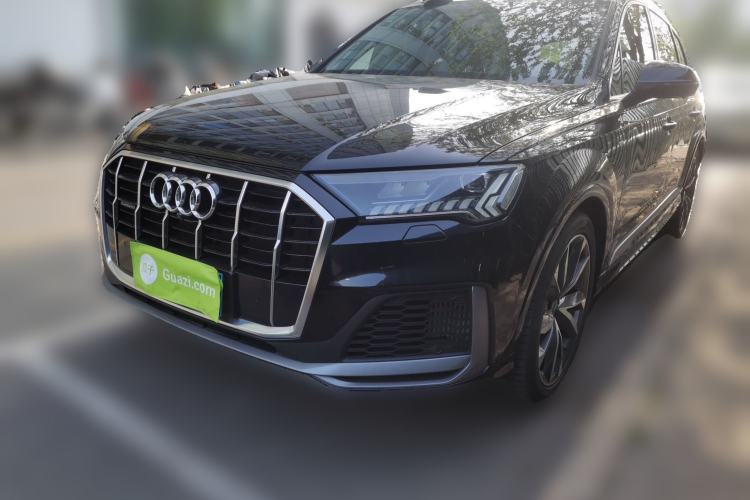 Used Audi Q7 2021 55 TFSI quattro S line Sport model Guazi used car, China used car export, Used car for sale, Used cars, Cheapest cars for sale