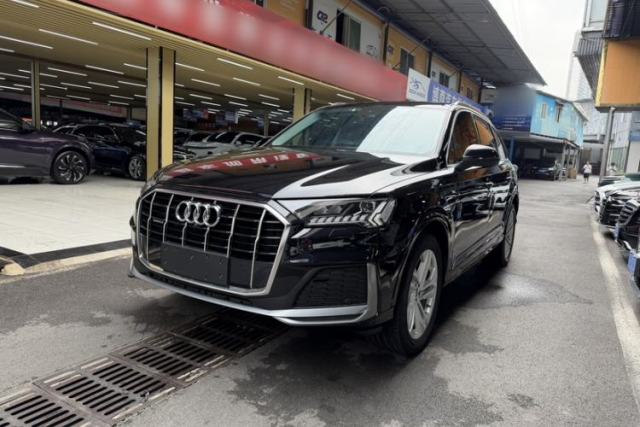 Audi Q7 2021 45 TFSI quattro S line Sport model d’occasion
