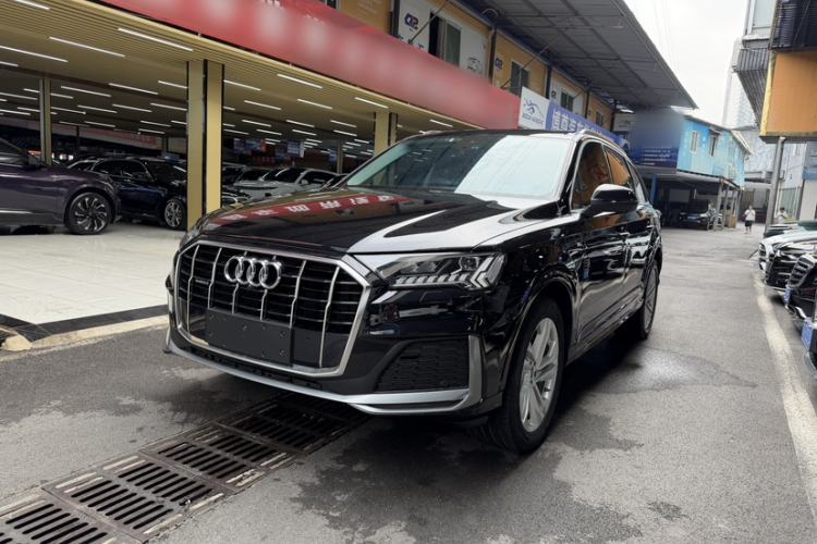 Audi Q7 2021 45 TFSI quattro S line Sport model с пробегом Guazi used car, China used car export, Used car for sale, Used cars, Cheapest cars for sale