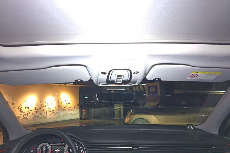 Used Audi Q7 2021 55 TFSI quattro S line Sport model Headliner