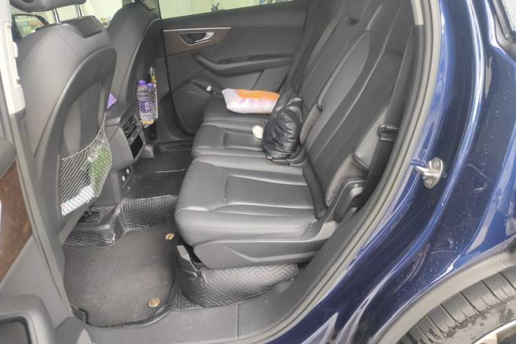 Used Audi Q7 2021 55 TFSI quattro S line Sport model Left Rear Seat