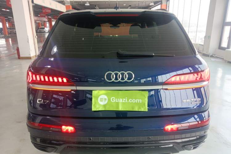 Used Audi Q7 2021 55 TFSI quattro S line Sport model Rear
