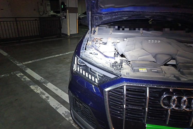 Used Audi Q7 2021 55 TFSI quattro S line Sport model Right Front Headlight