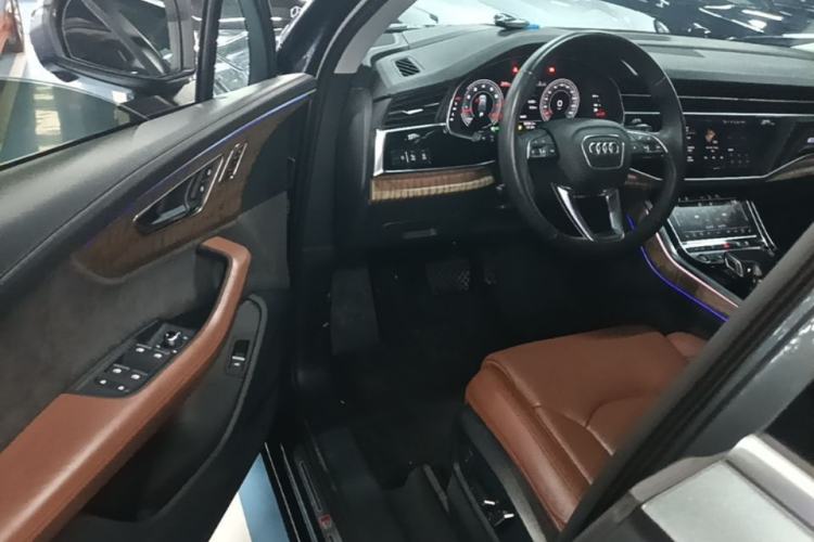 Used Audi Q7 2021 55 TFSI quattro S line Prestige Edition Driver Seat