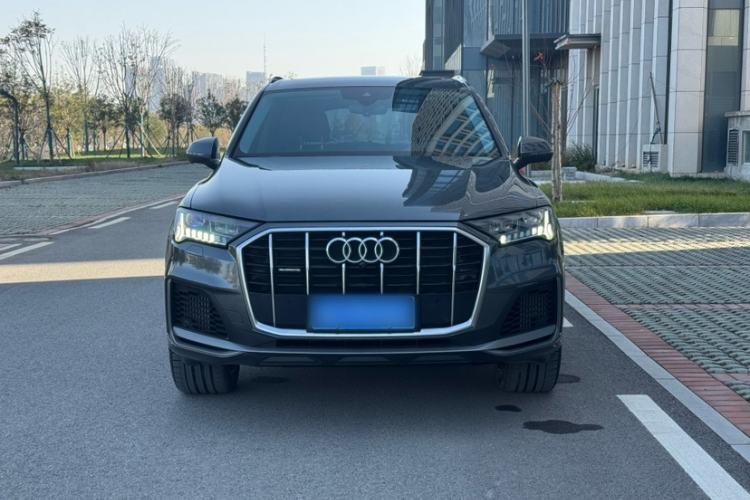 Used Audi Q7 2021 55 TFSI quattro S line Sport model Exterior 1