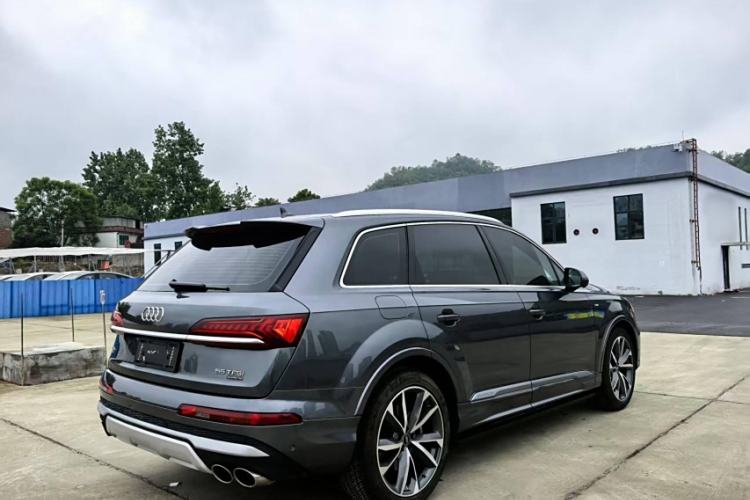 Used Audi Q7 2021 55 TFSI quattro S line Sport model Exterior 5