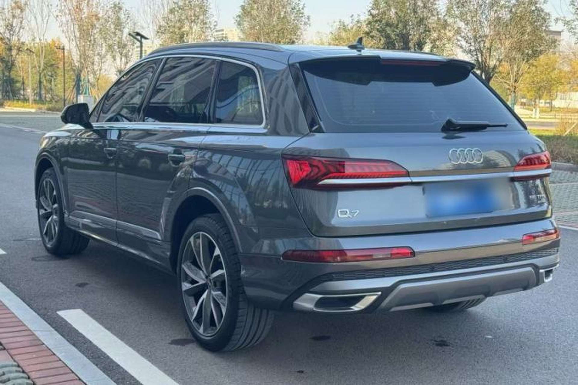 Used Audi Q7 2021 55 TFSI quattro S line Sport model Exterior 6