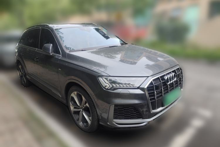 Used Audi Q7 2021 55 TFSI quattro S line Prestige Edition Front Right 45 Deg