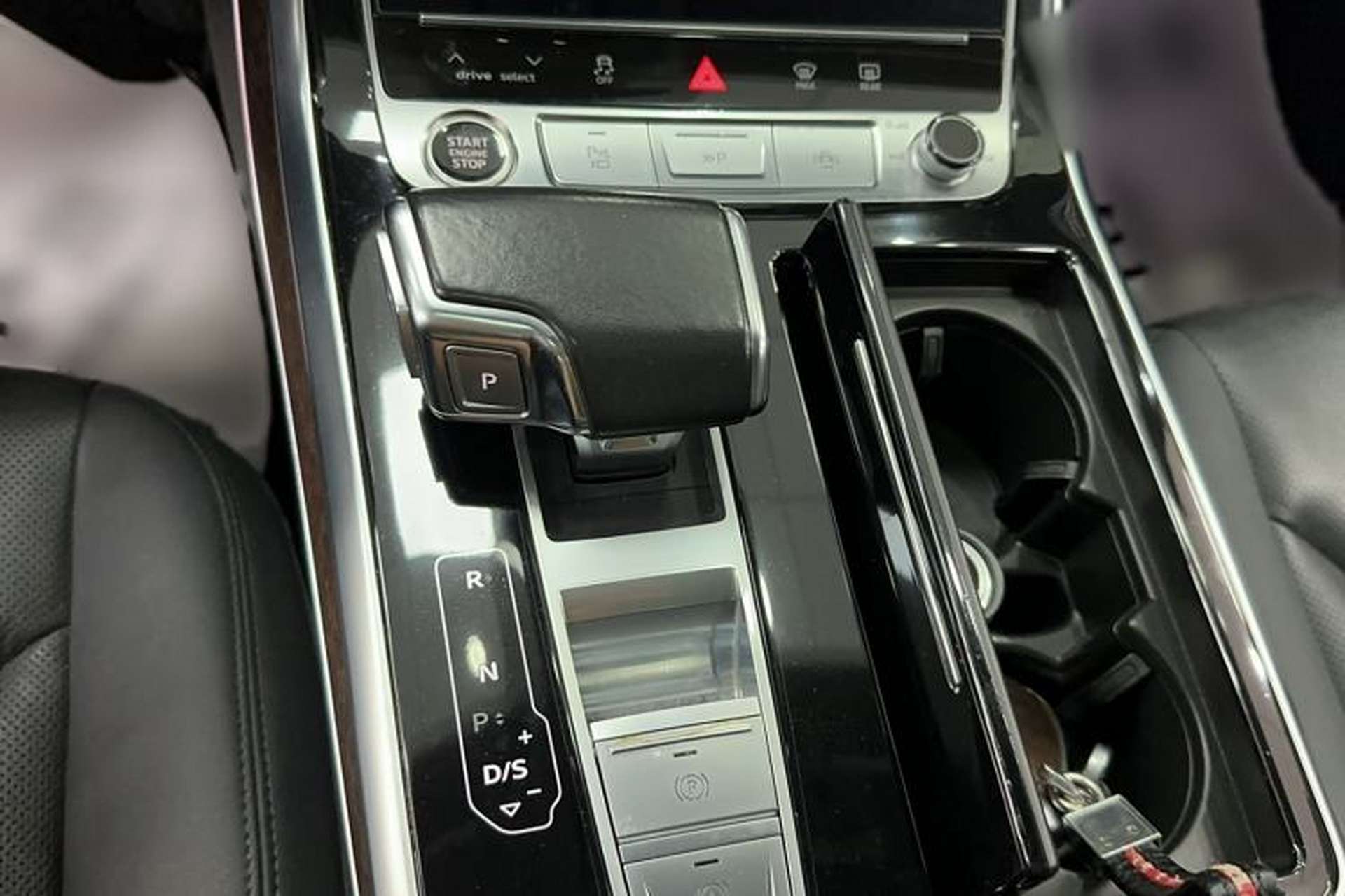 Used Audi Q7 2021 55 TFSI quattro S line Sport model Gear Lever