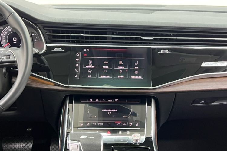 Used Audi Q7 2021 55 TFSI quattro S line Sport model Interior 6