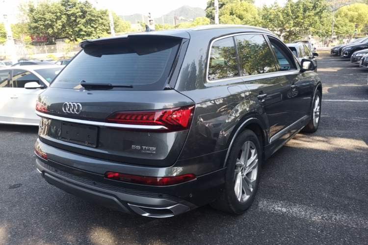 Used Audi Q7 2021 45 TFSI quattro S line Sport model Rear Right 45 Deg