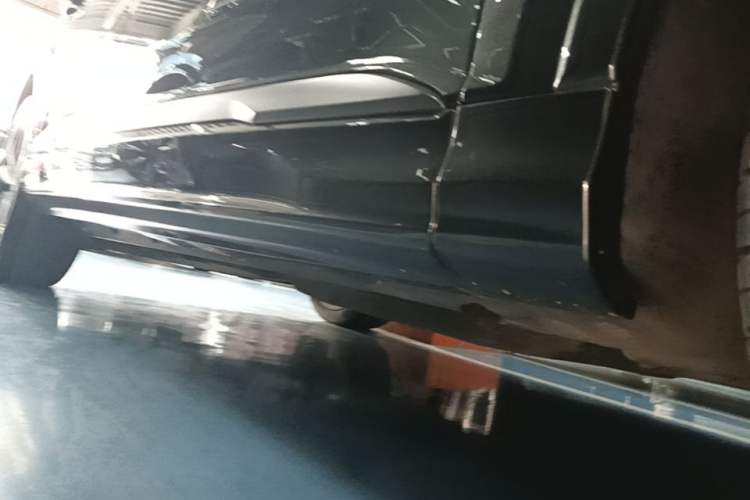Used Audi Q7 2021 55 TFSI quattro S line Prestige Edition Right Side Sill