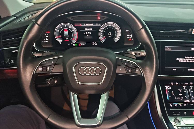 Used Audi Q7 2021 55 TFSI quattro S line Sport model Steering Wheel