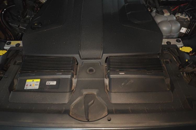 Used Audi Q7 2021 45 TFSI quattro S line Sport model Engine Bay