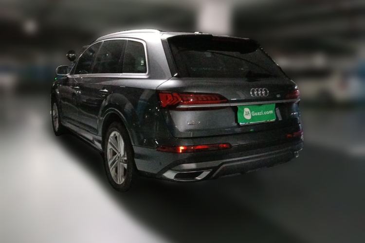 Used Audi Q7 2021 45 TFSI quattro S line Sport model Rear Left 45 Deg