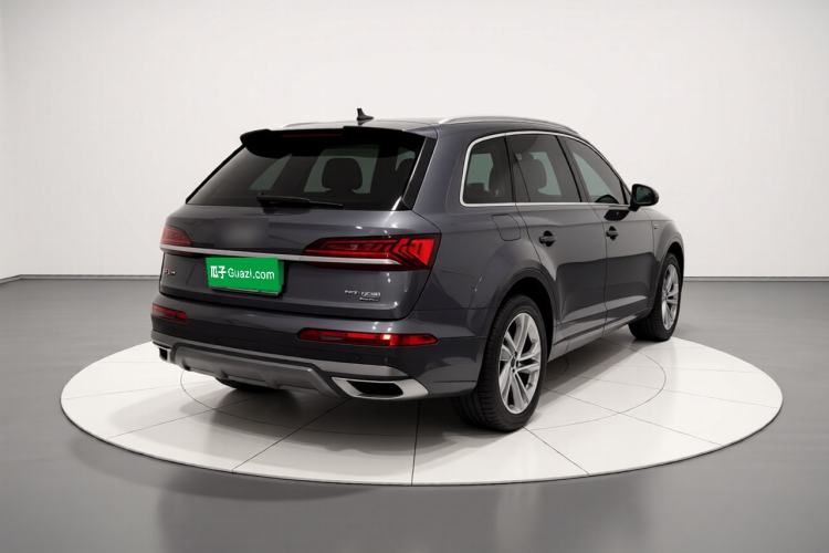 Used Audi Q7 2021 45 TFSI quattro S line Sport model Rear Right 45 Deg