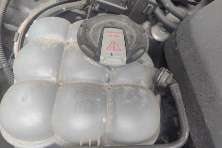 Used Audi Q7 2021 55 TFSI quattro S line Sport model Engine Bay Right