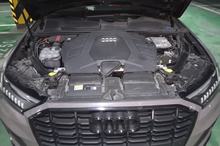 Used Audi Q7 2021 55 TFSI quattro S line Sport model Engine Bay
