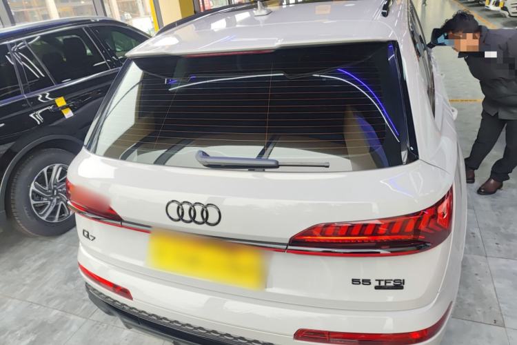Used Audi Q7 2021 55 TFSI quattro S line Sport model Exterior 4