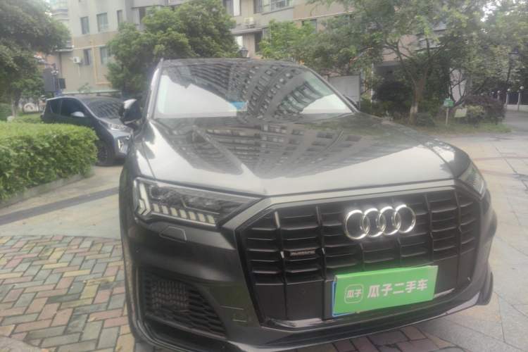 Used Audi Q7 2021 55 TFSI quattro S line Sport model Right Front Headlight
