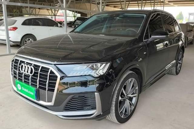 Used Audi Q7 2022 55 TFSI quattro S line Sport model