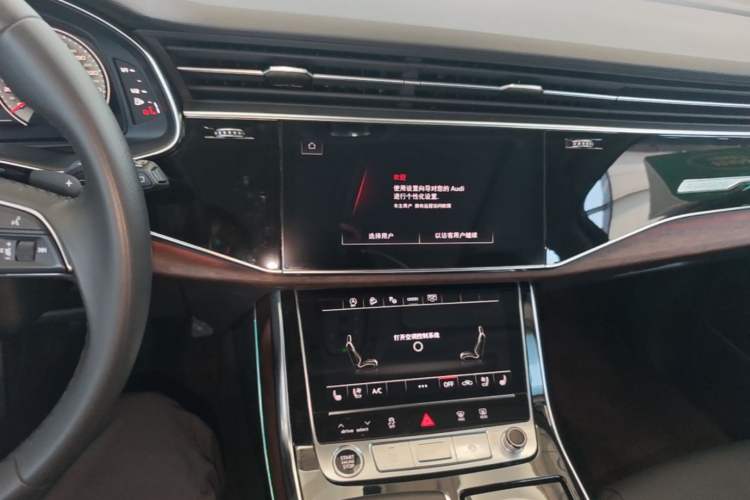Used Audi Q7 2022 55 TFSI quattro S line Sport model Audio And AC Panel