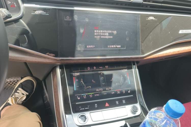 Used Audi Q7 2022 45 TFSI quattro S line Sport Edition Audio And AC Panel