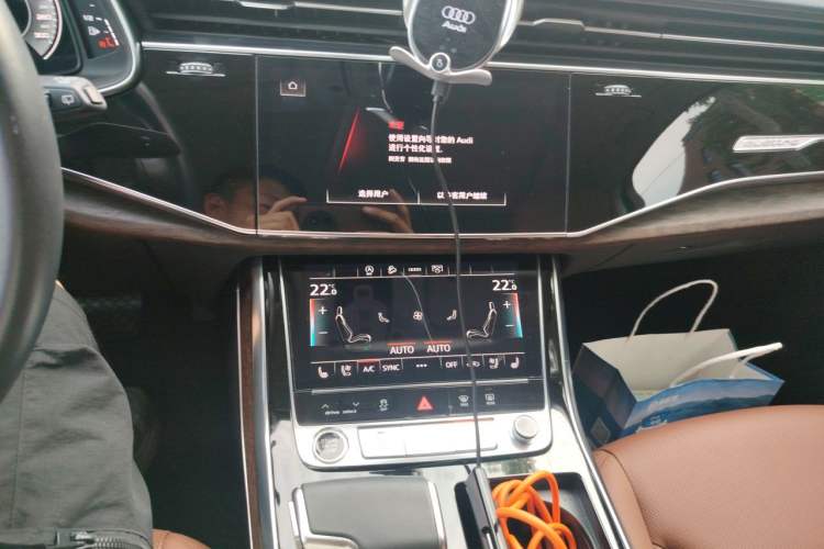 Used Audi Q7 2022 45 TFSI quattro S line Sport Edition Audio And AC Panel