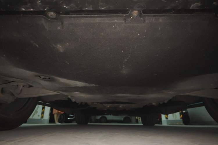 Used Audi Q7  Chassis Front