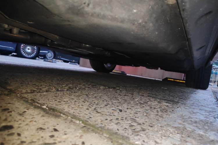 Used Audi Q7  Chassis Front Left