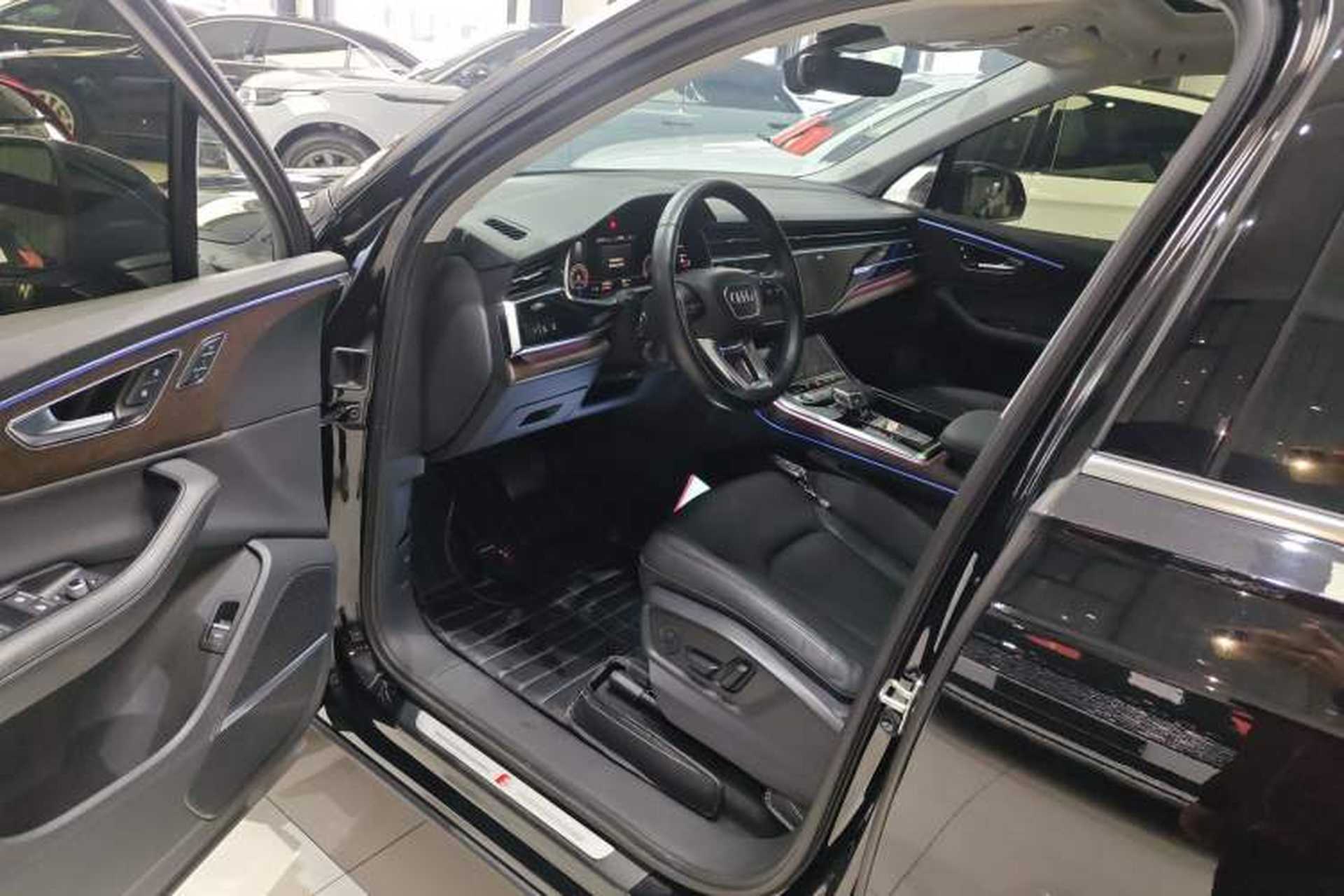Used Audi Q7 2022 55 TFSI quattro S line Sport model Driver Seat
