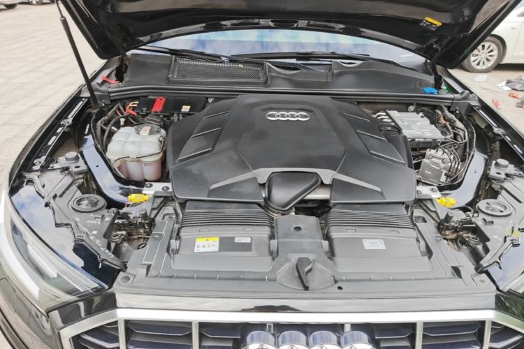 Used Audi Q7 2022 55 TFSI quattro S line Sport model Engine Bay